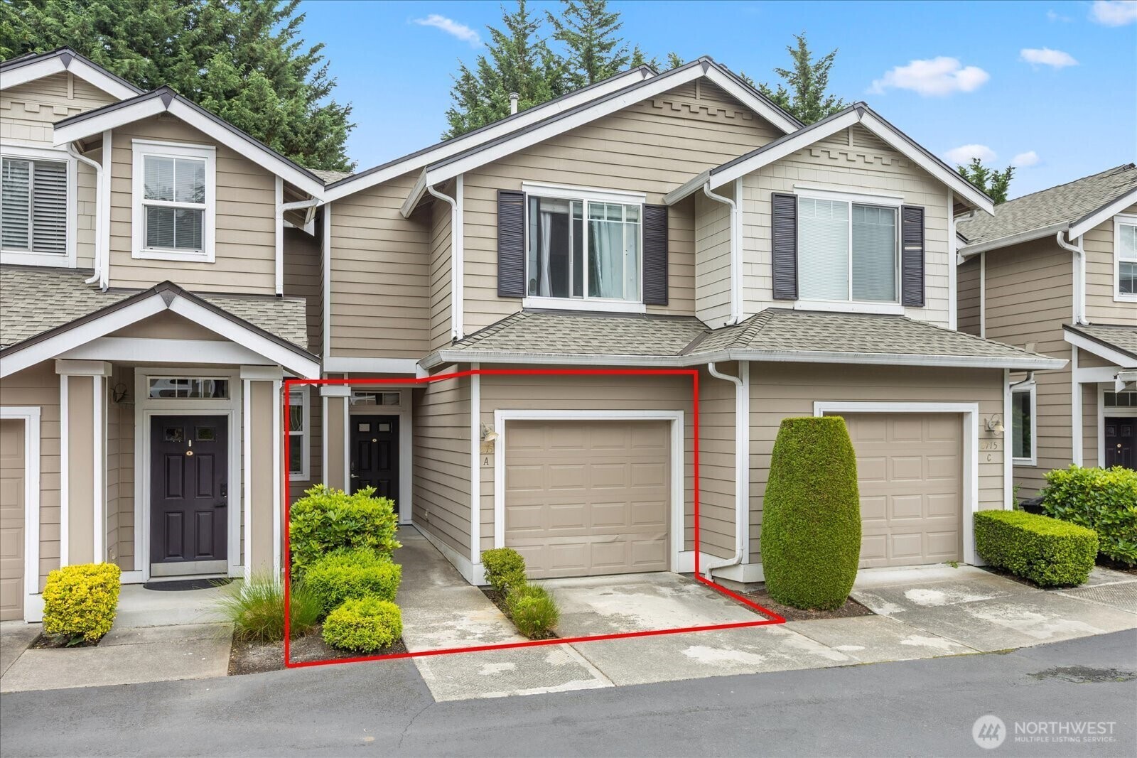 Property Photo: 2715 143rd Street SW 33A WA 98087
