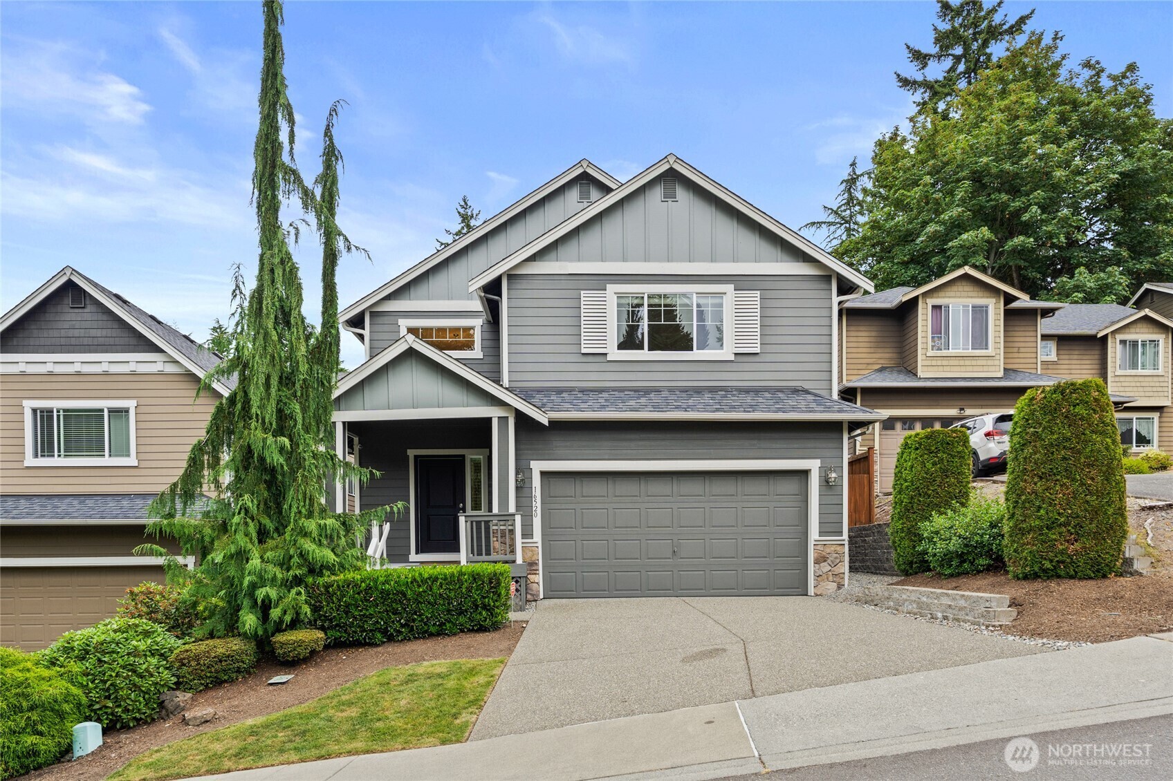 Property Photo: 16520 82nd Place NE WA 98028