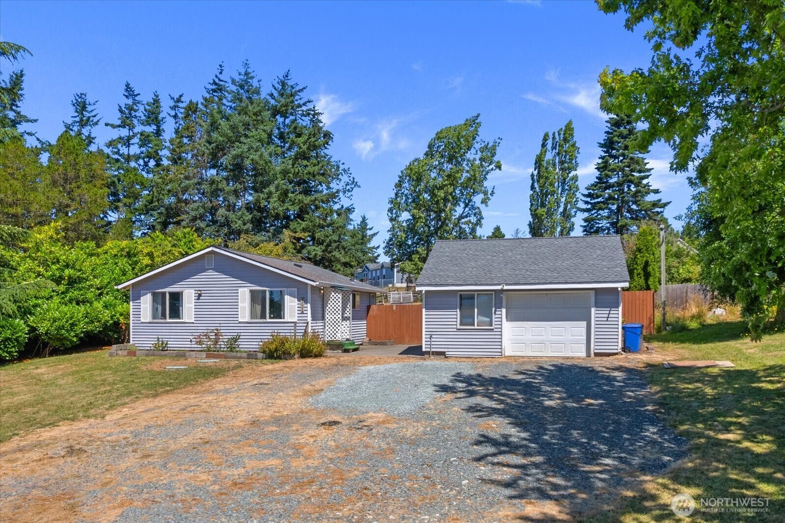 Property Photo: 1658 Stephen Street WA 98277