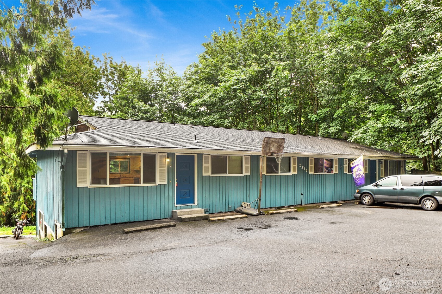 Property Photo: 2316 Yew Street Road WA 98229