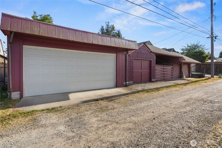 Property Photo:  235 S 59th St  WA 98408 