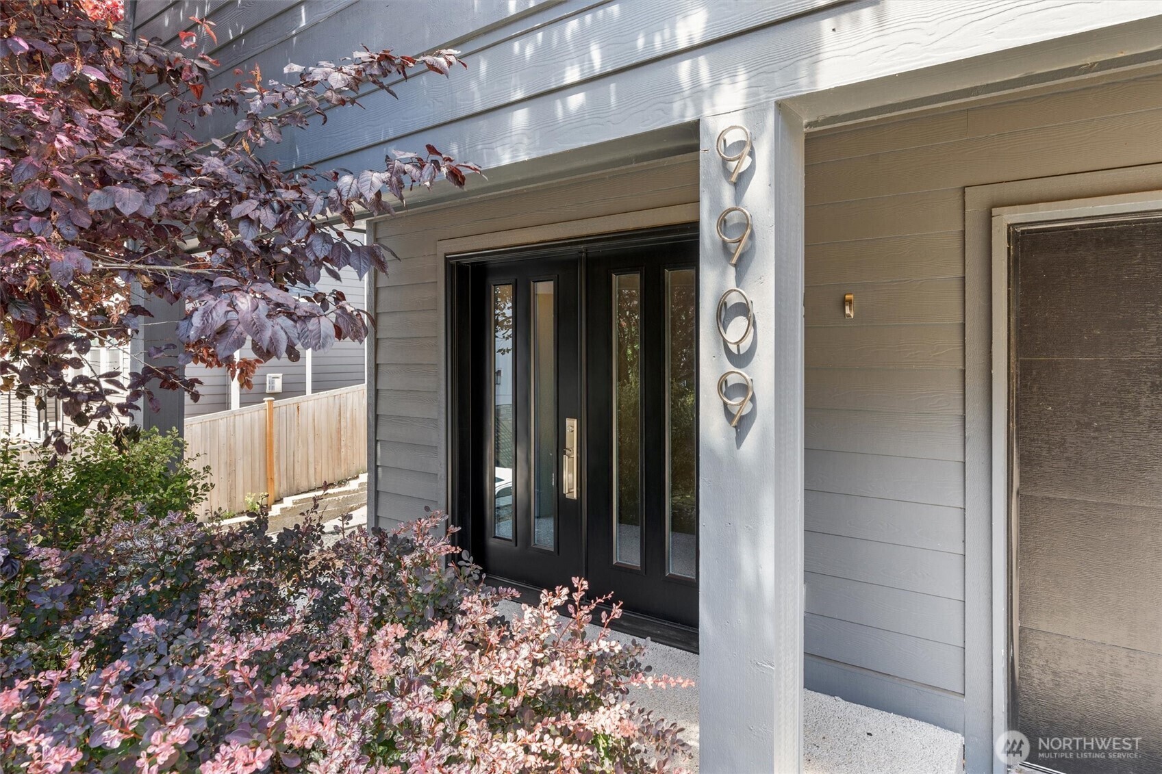Property Photo: 9909 123rd Lane NE WA 98033