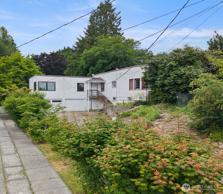 Property Photo:  1953  Taft Avenue  WA 98312 