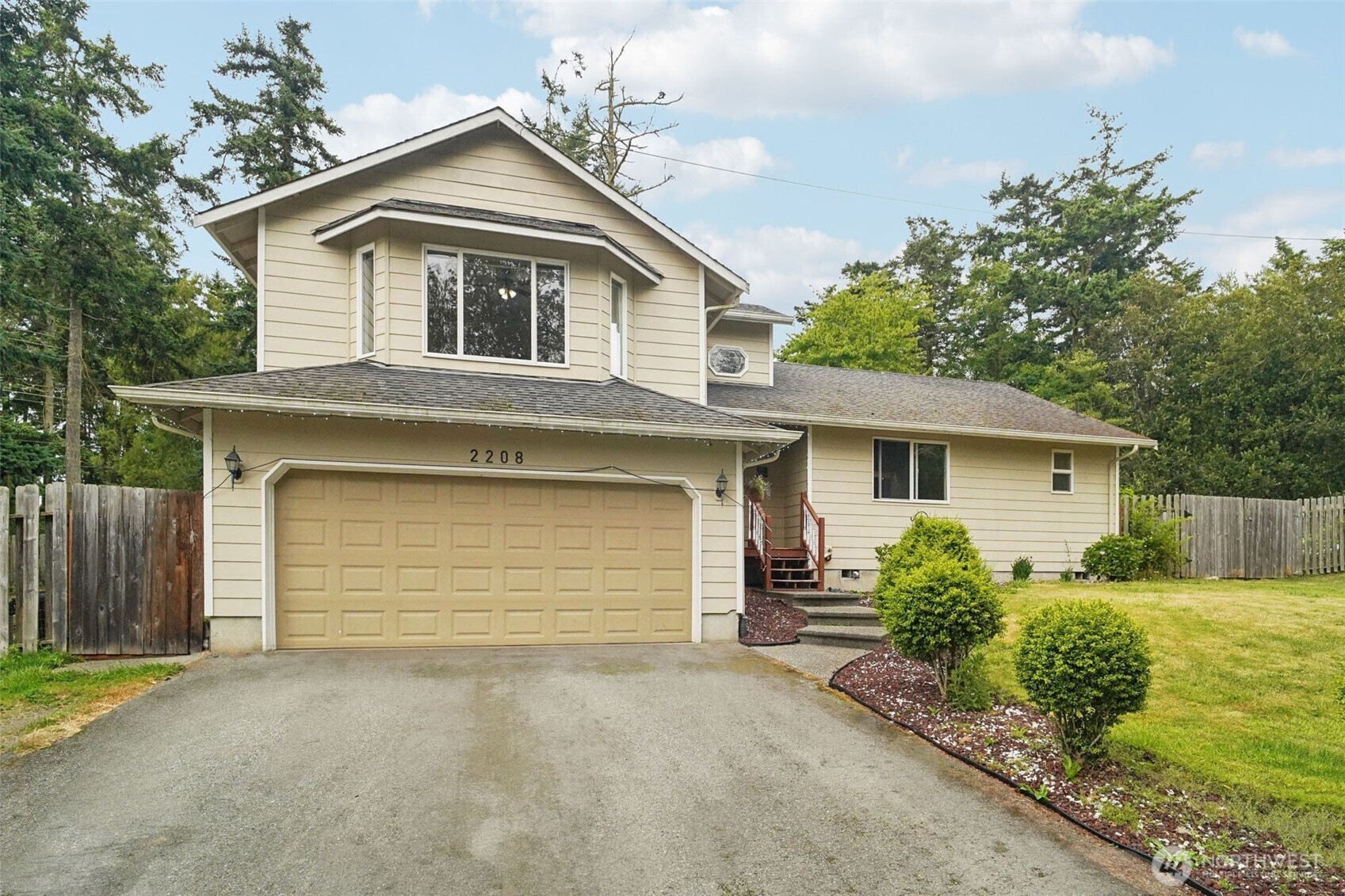 Property Photo:  2208  Legato Drive  WA 98277 
