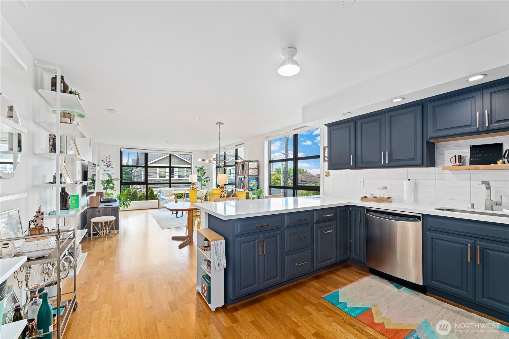 Property Photo: 4116 California Avenue SW 309 WA 98116