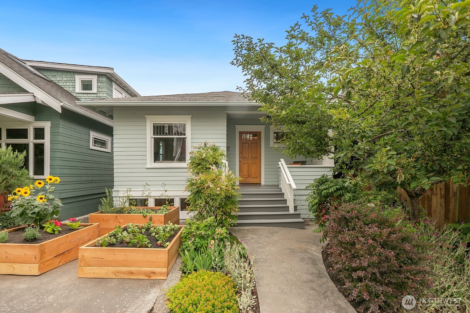 Property Photo: 5041 Baker Avenue NW WA 98107