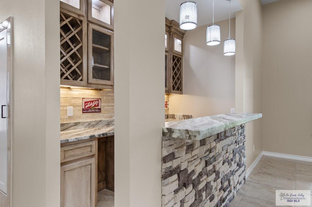Property Photo: 2402 S Christian Cir TX 78550