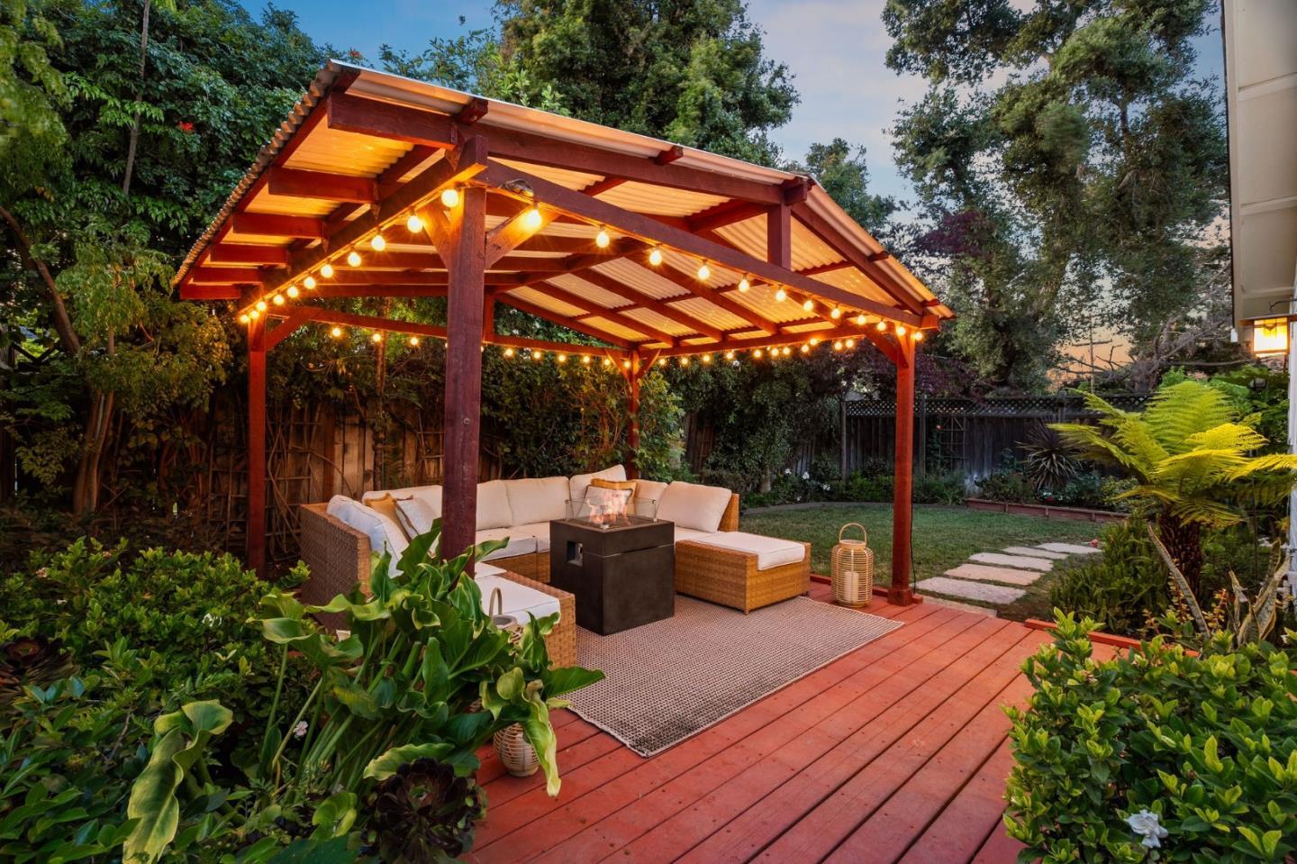 Property Photo:  207 Brooklyn Avenue  CA 95128 