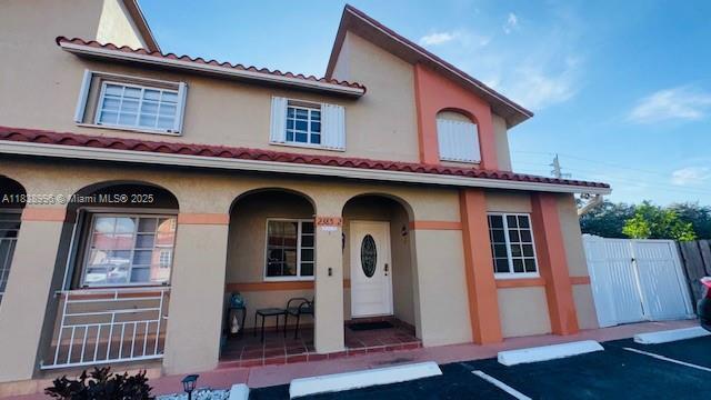 Property Photo: 2385 W 69th St 2385-B FL 33016