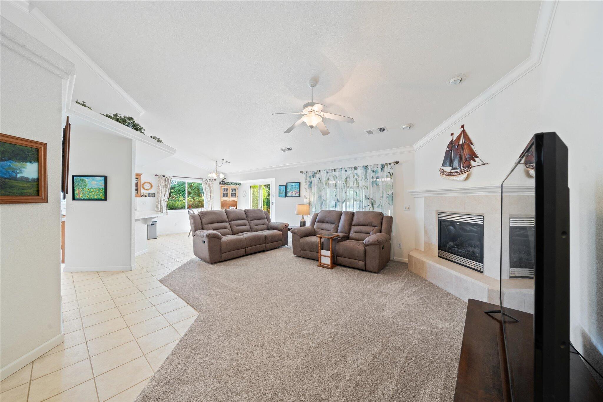 Property Photo: 2790 Citrine Avenue CA 96001