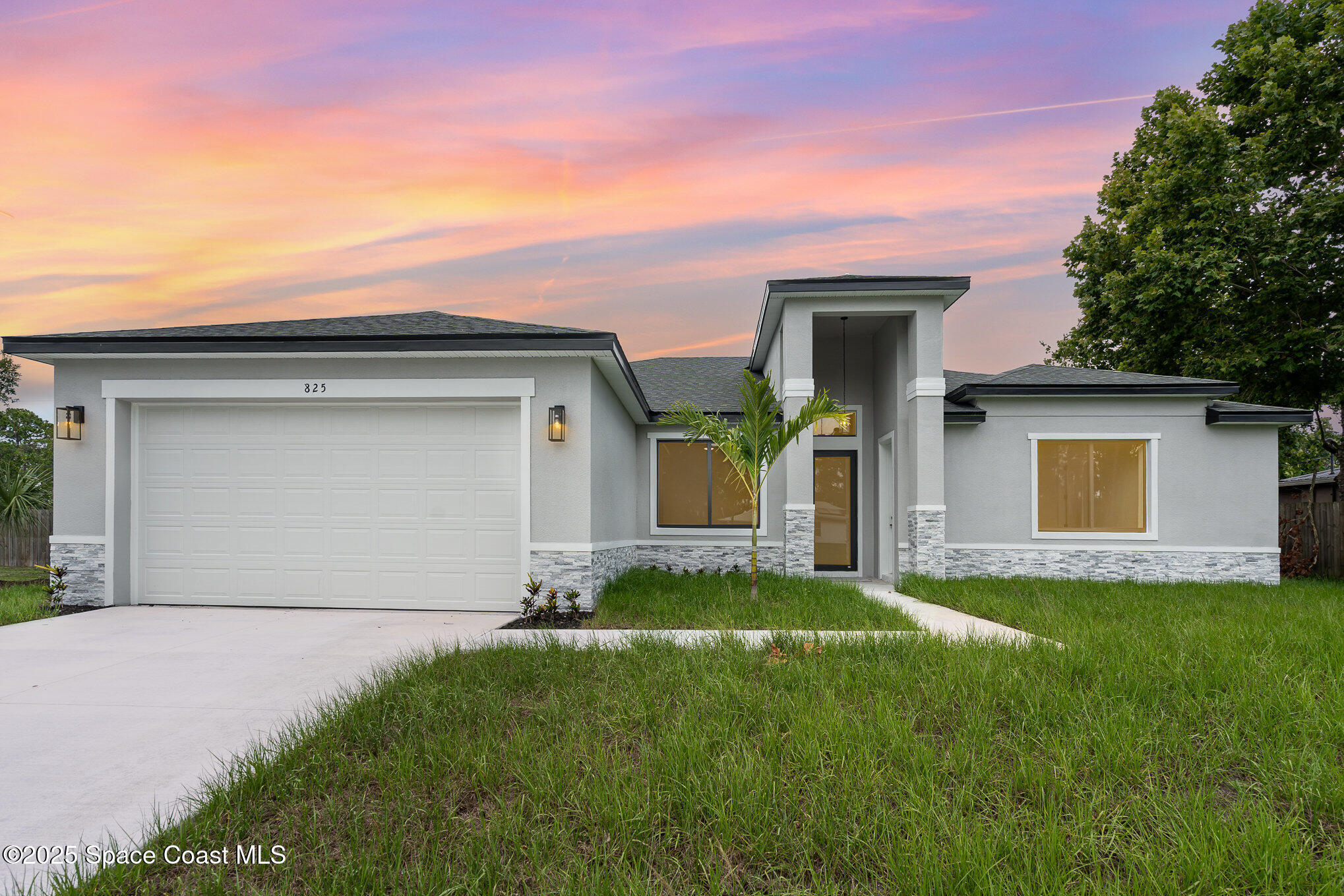 825 Tejon Avenue SW  Palm Bay FL 32908 photo