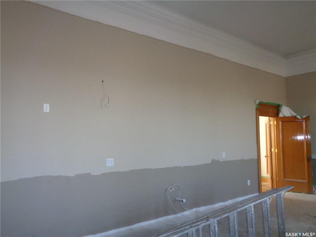 Property Photo: 700 Centre Street 3 SK S0H 0B0