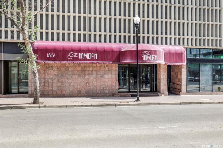 Property Photo: 1867 Hamilton Street 1106 SK S4P 2C2