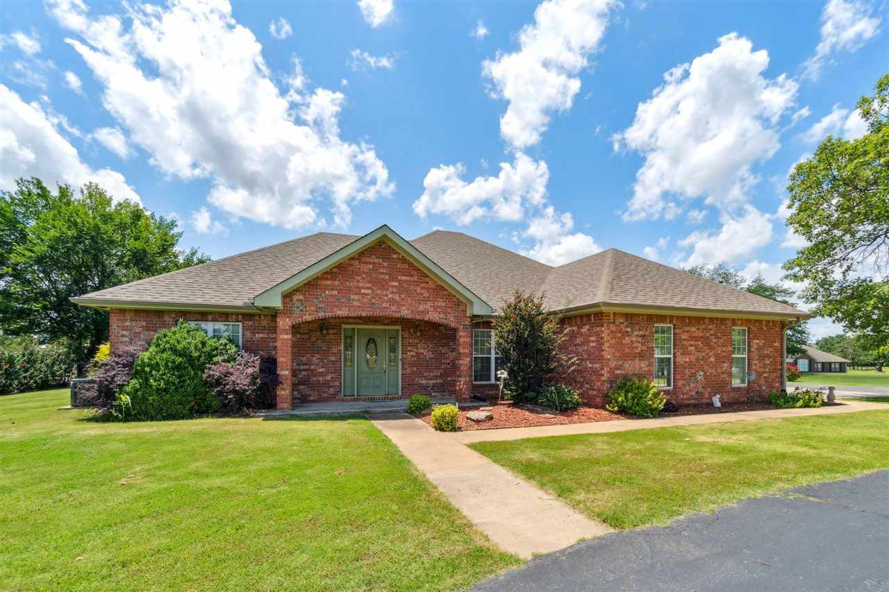 Property Photo: 1701 N Skinner Avenue OK 74030