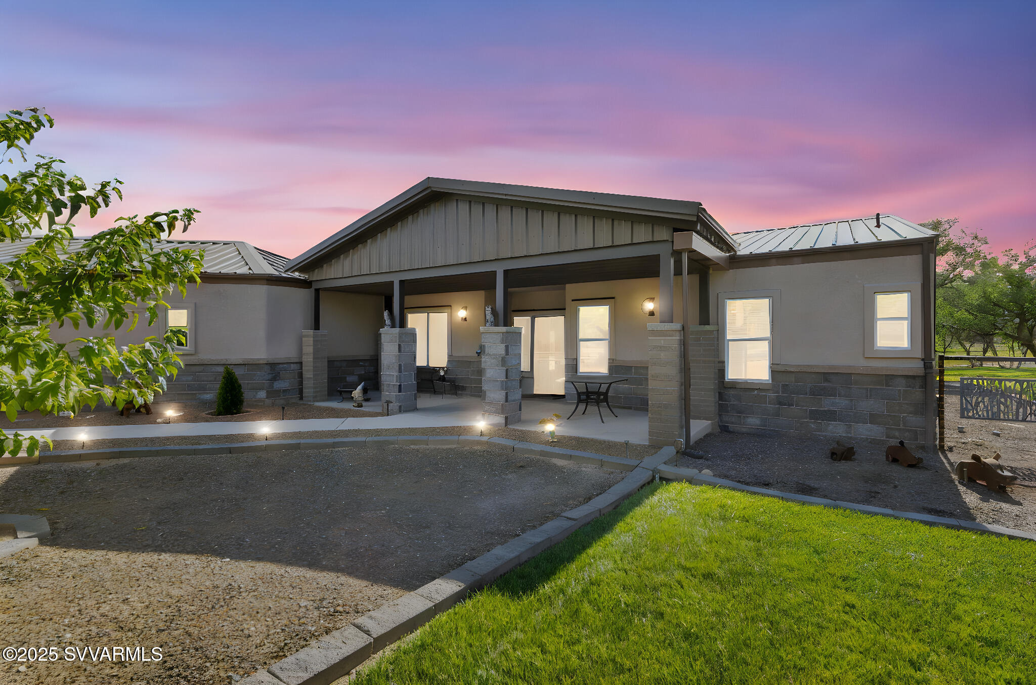 Property Photo: 2332 S Diamond Creek Lane AZ 86322