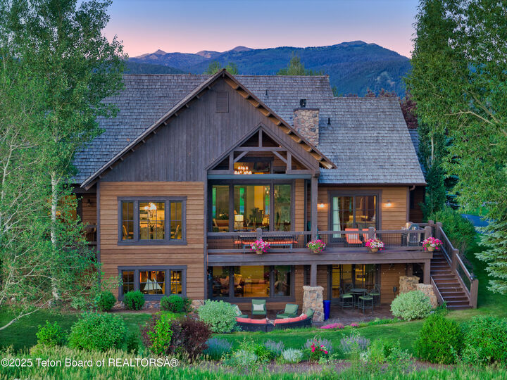 Property Photo:  70 Hastings Drive  ID 83455 