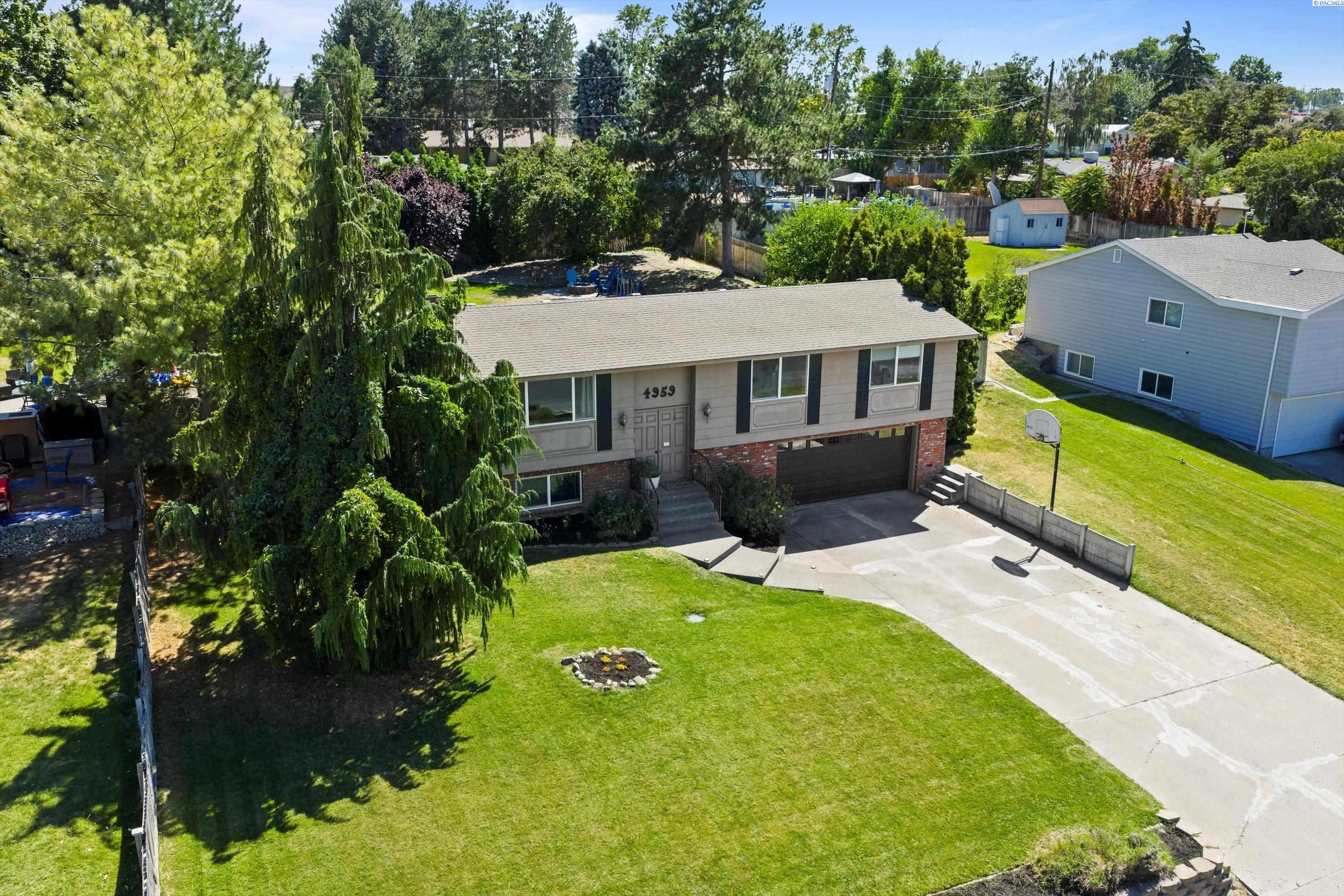 Property Photo: 4959 W Skagit Ave WA 99336