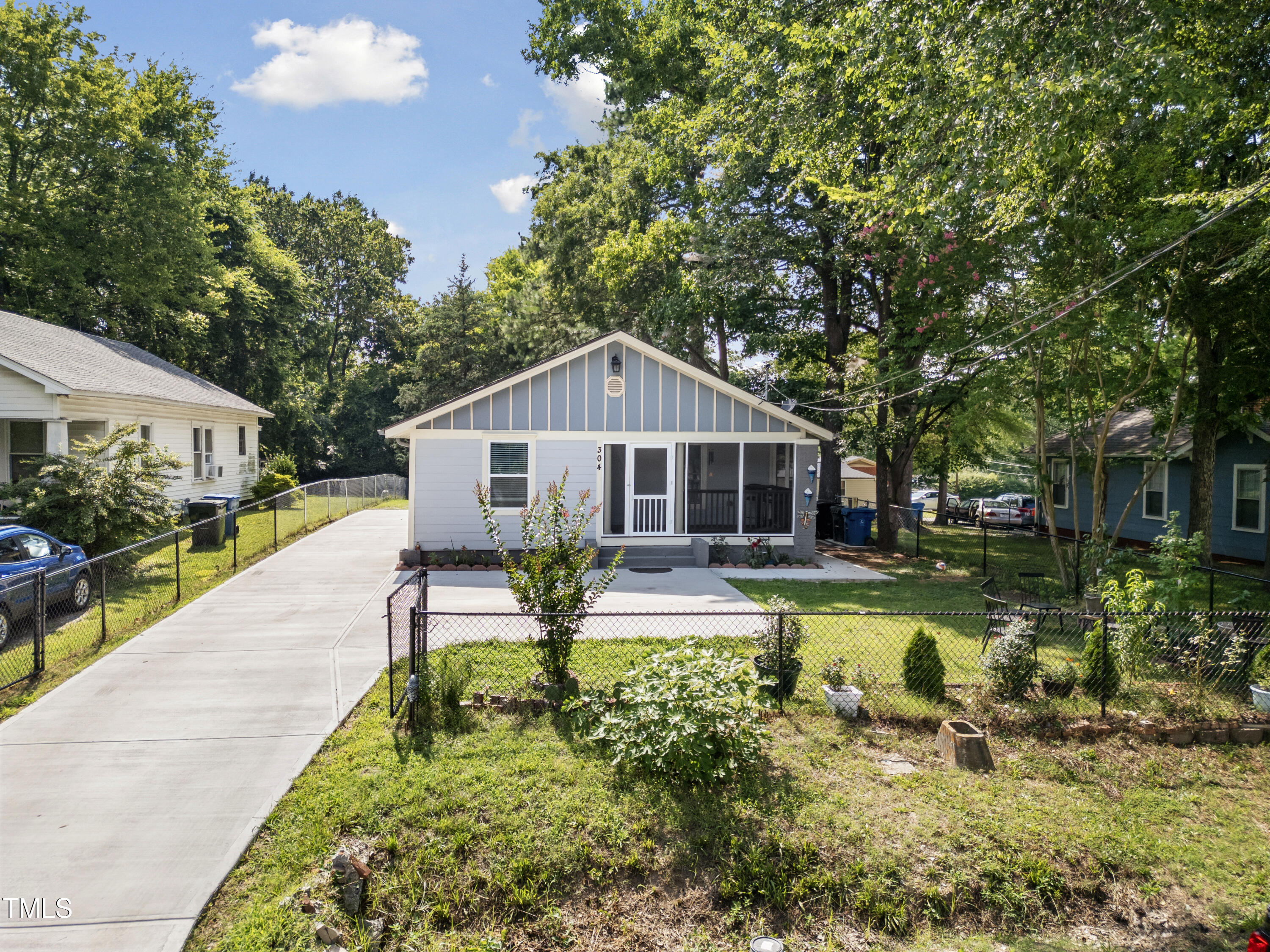 Property Photo: 304 Spring Street NC 27703