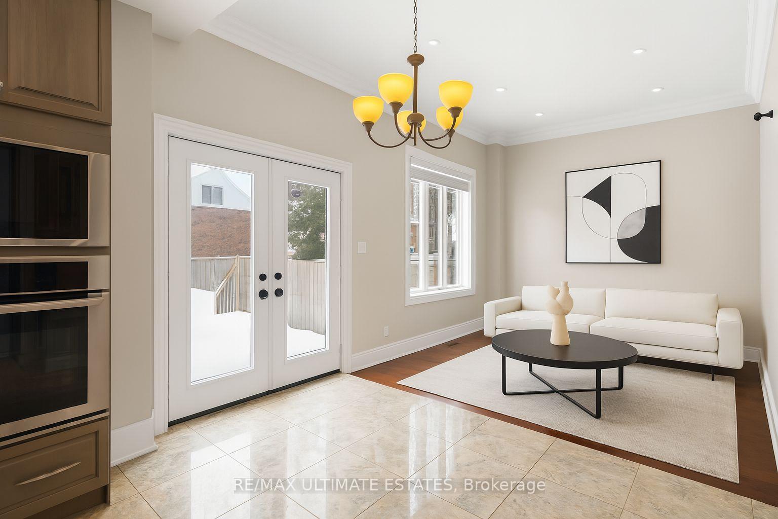 Property Photo: 19 Bonnington Place ON M2N 4V2