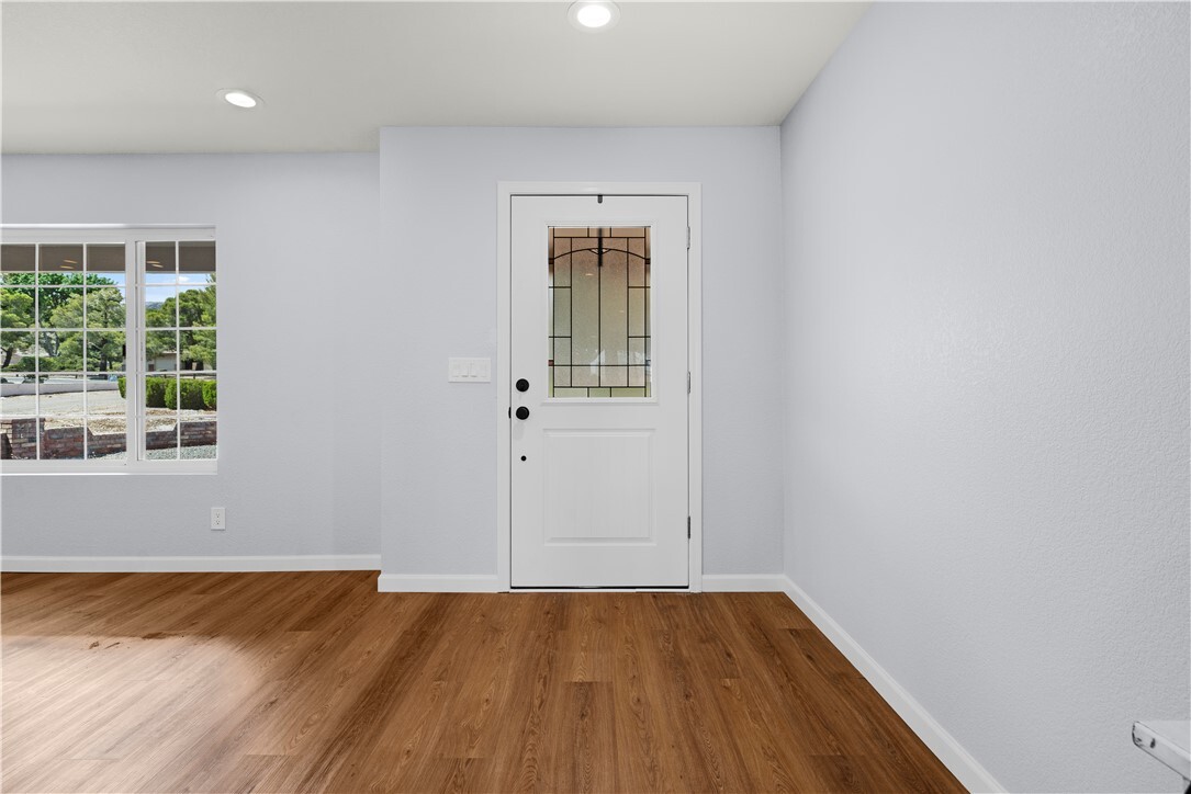 Property Photo: 630 Shadow Mountain Drive AZ 86409