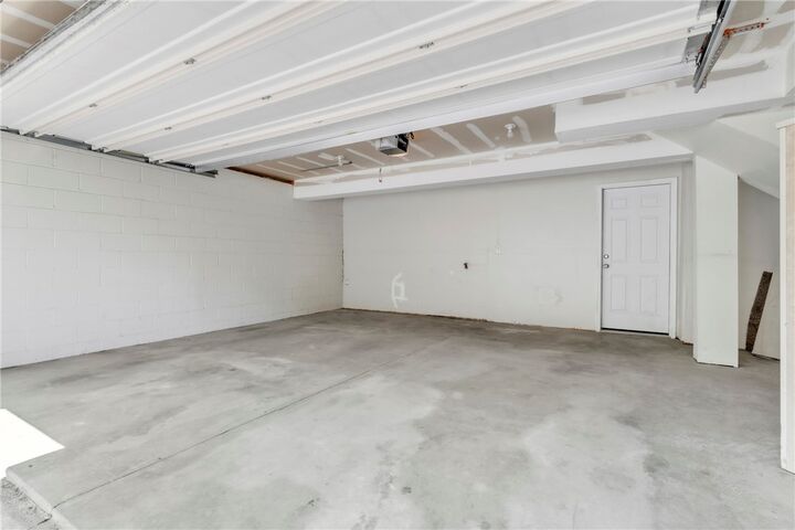Property Photo:  305 Broadstone Dr  PA 16046 