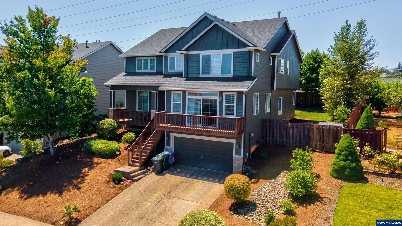 Property Photo:  523 Golden Eagle St NW  OR 97304 