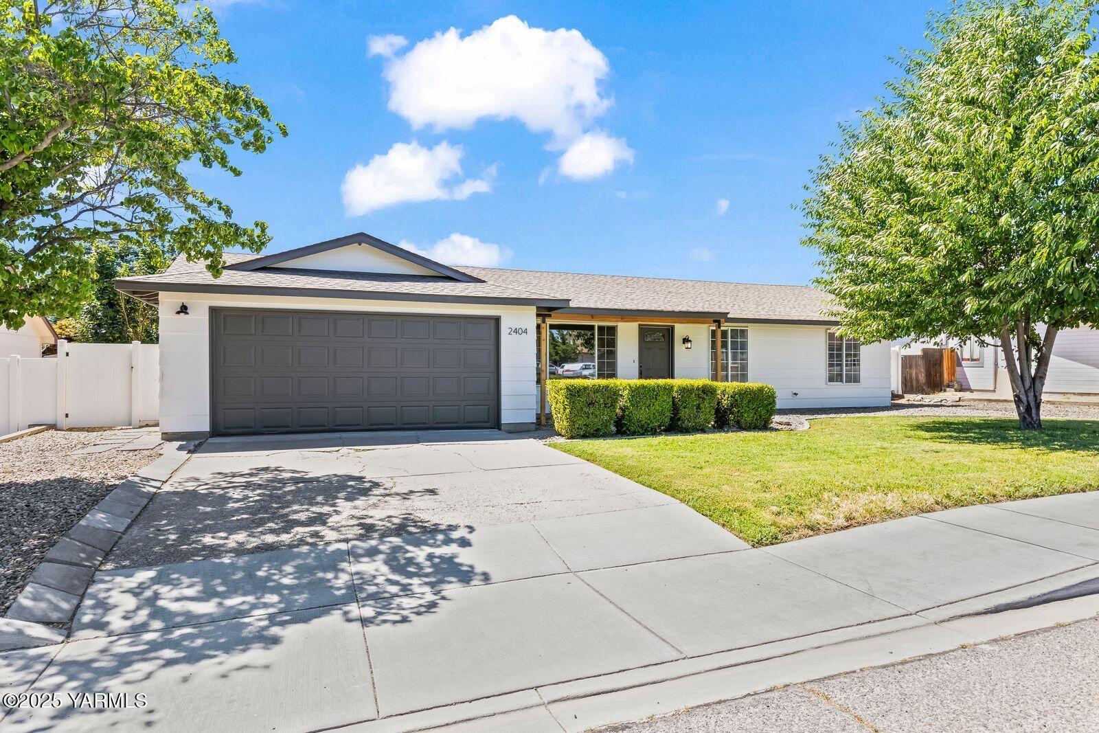 2404 Lila Ave  Yakima WA 98902 photo