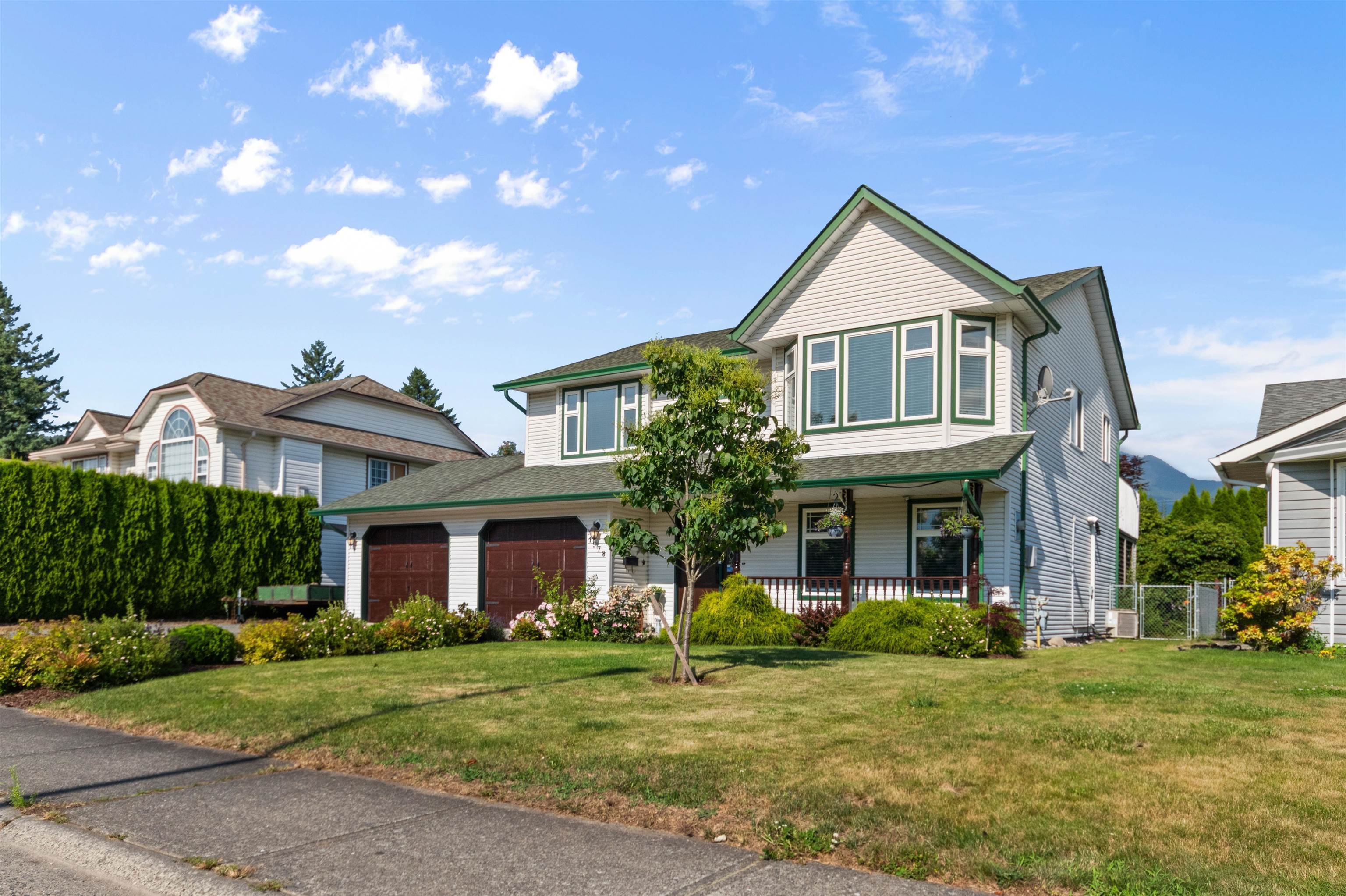 Property Photo: 1578 Canterbury Drive BC V0M 1A3