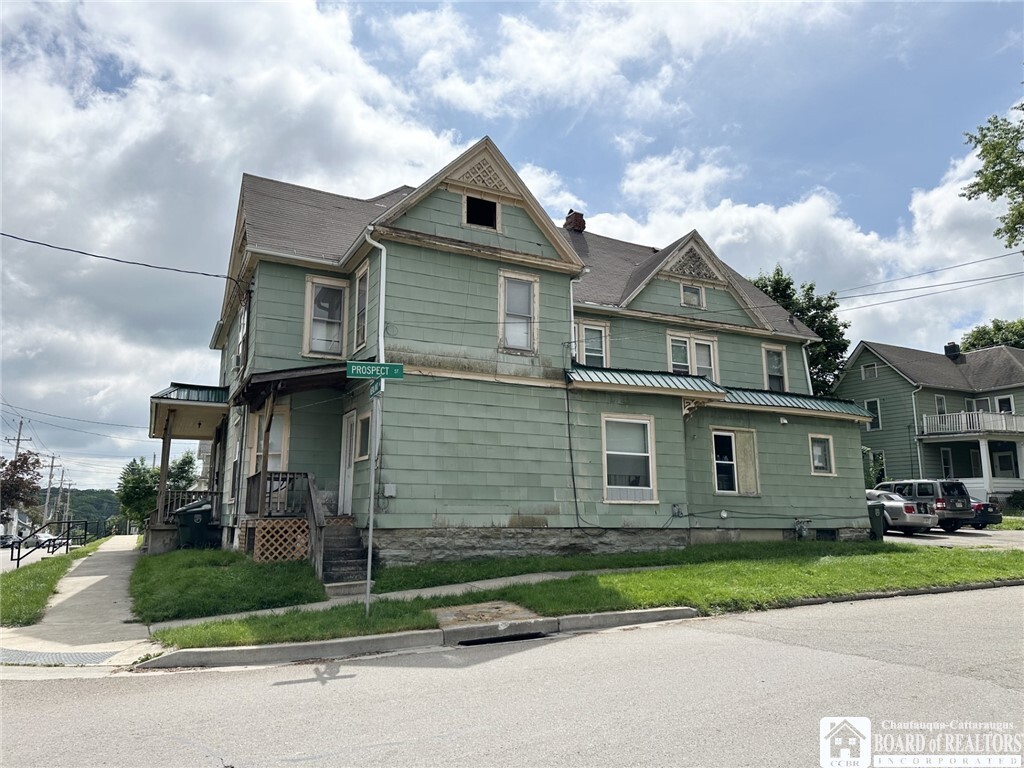 Property Photo: 323 Newland Avenue NY 14701