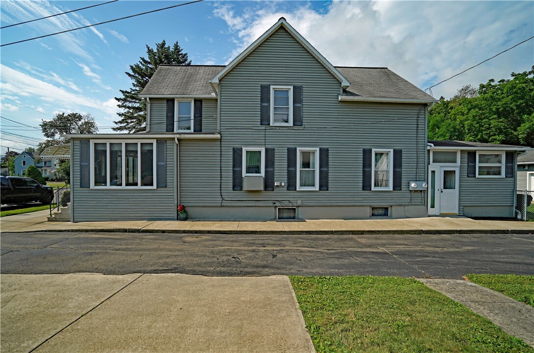 Property Photo: 211, 213-215 Conhocton Street NY 14830