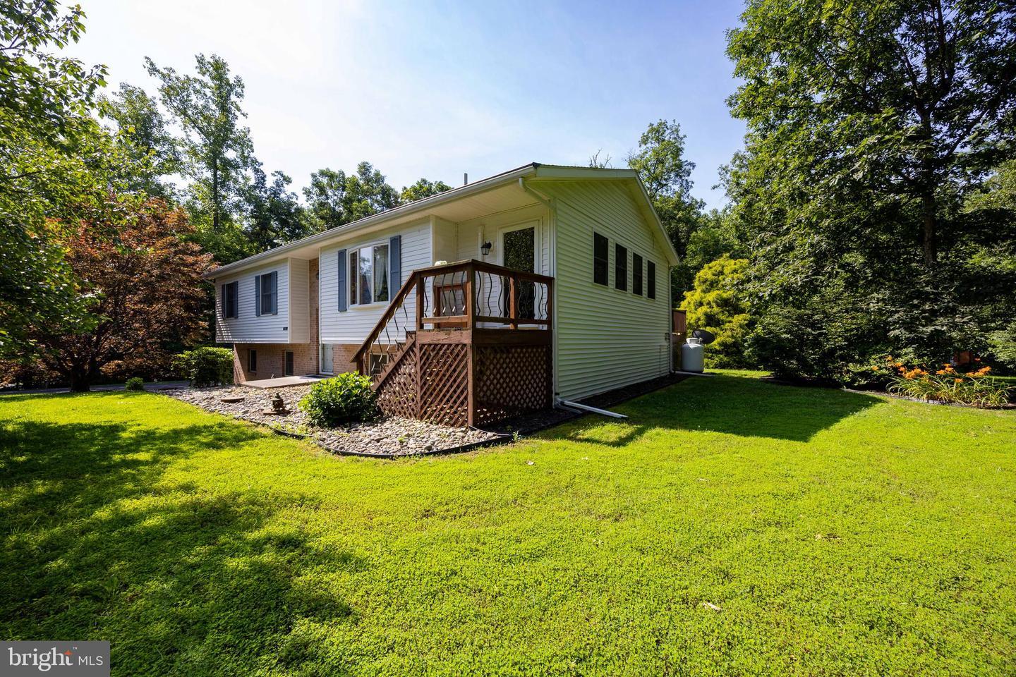 Property Photo: 136 Tupelo Drive WV 25427