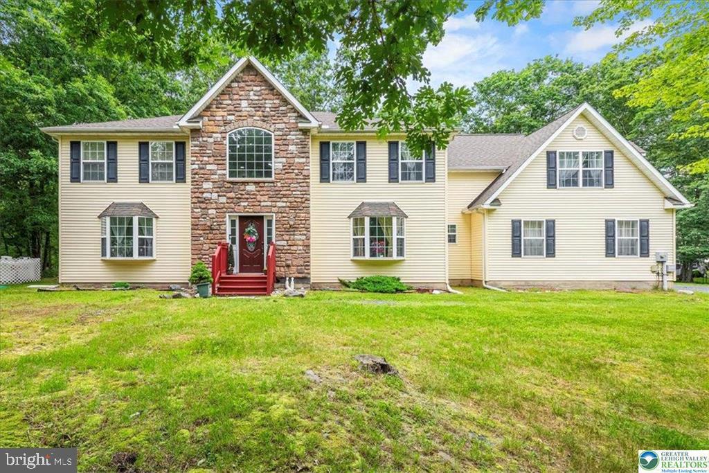Property Photo: 210 Swartsburo Drive PA 18371