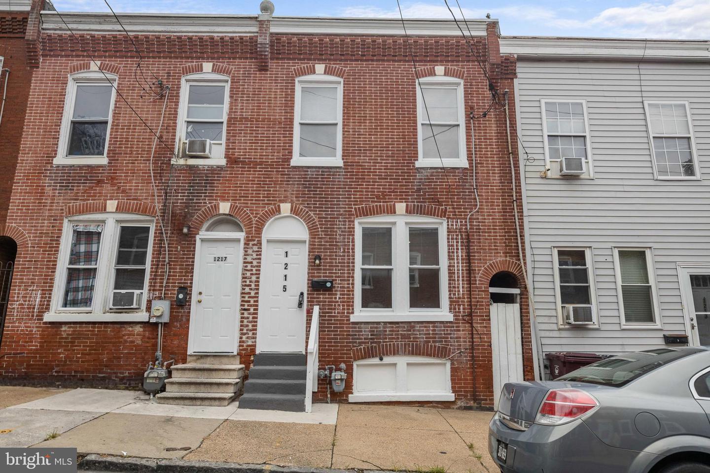 Property Photo:  1215 W Third Street  DE 19805 