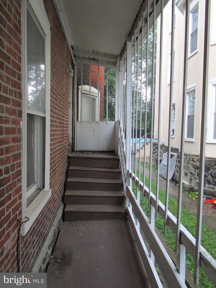 Property Photo:  818 Wynnewood Road 3  PA 19151 