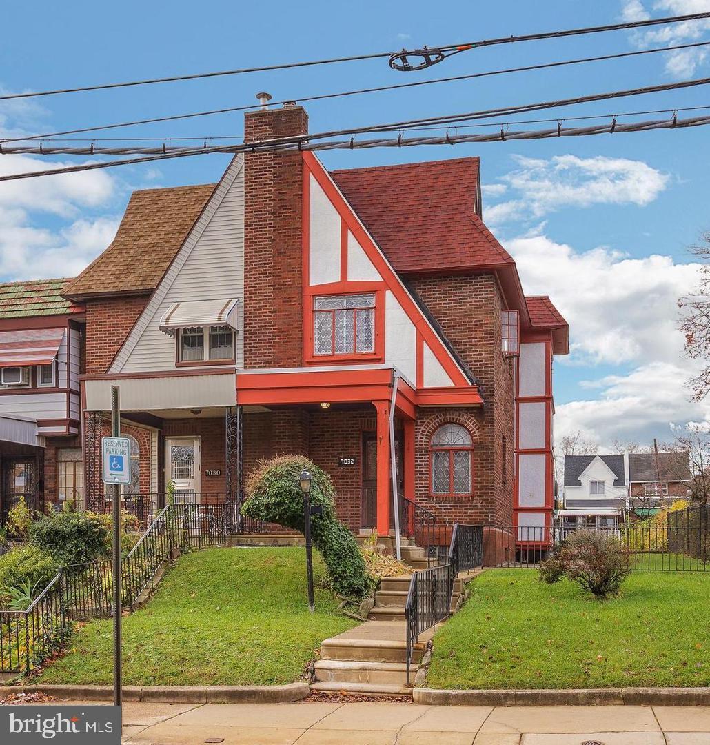 Property Photo: 7032 Limekiln Pike PA 19138
