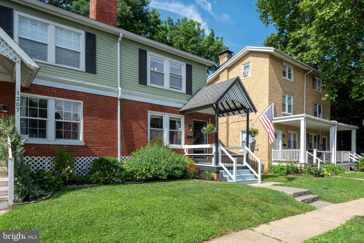Property Photo: 1205 Elm Avenue PA 17603