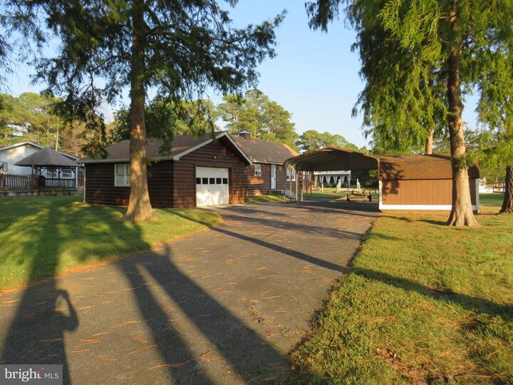 Property Photo: 5205 Debra Road MD 21817