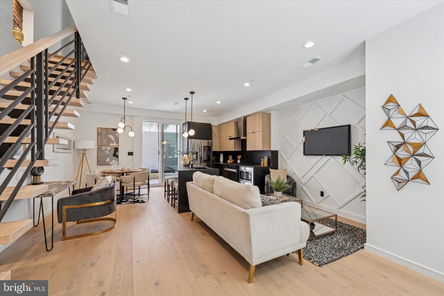 Property Photo: 303 Pemberton Street PA 19147