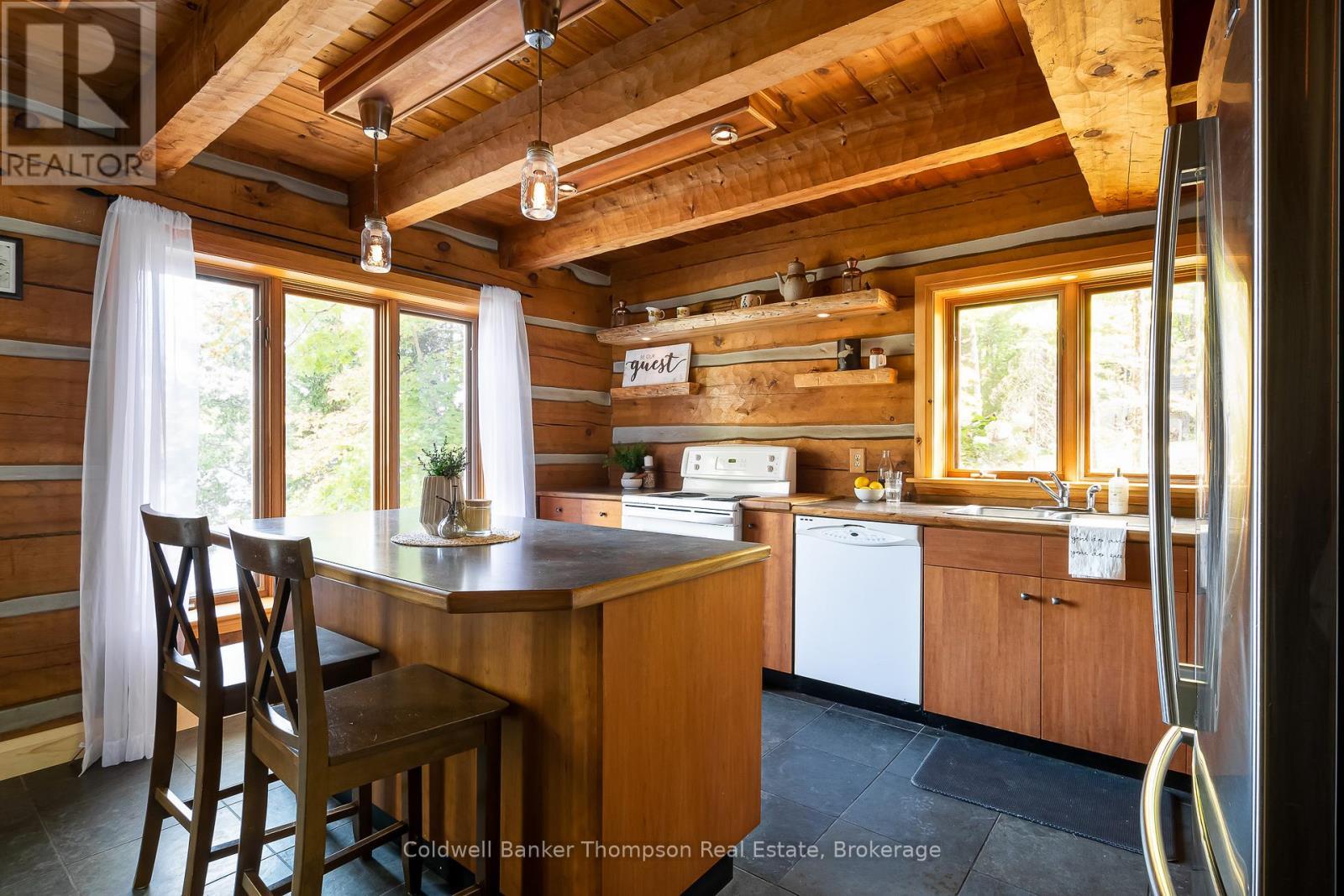Property Photo:  18 Port Vernon Lane  ON P1H 2J2 