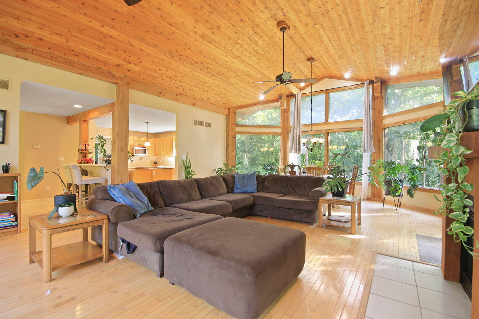 Property Photo: 4241 E Ketterer Rd MO 65202
