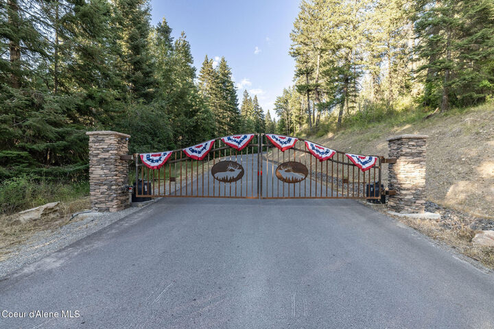 Property Photo:  16749 W Cade Rd  ID 83854 