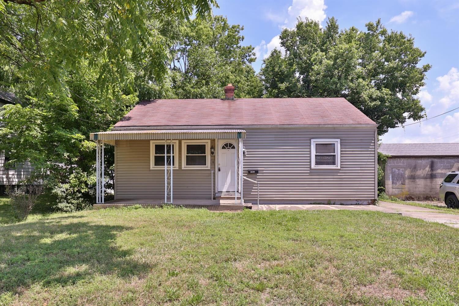 Property Photo:  6912 Noble Avenue  OH 45239 