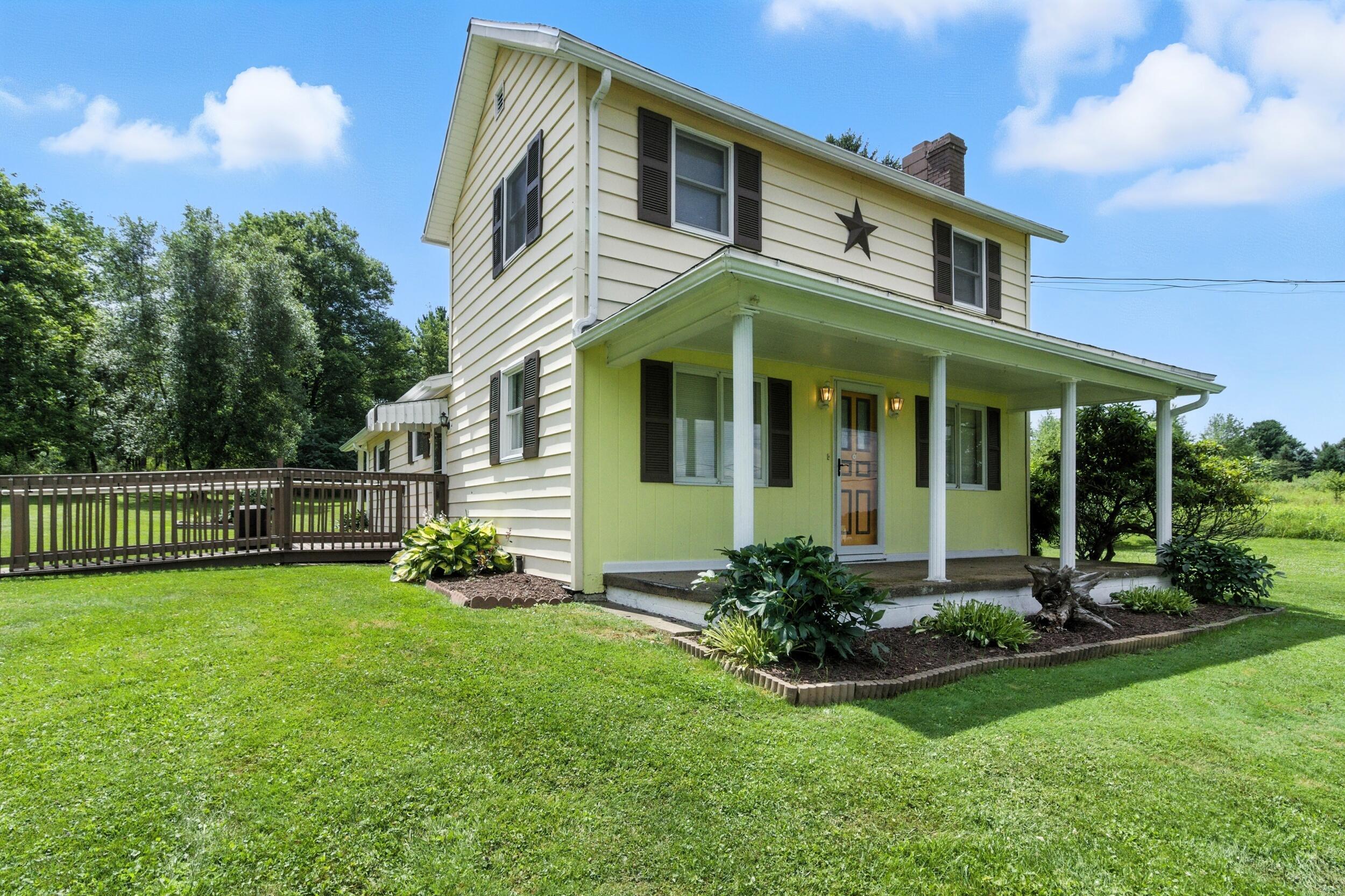 Property Photo: 144 Pumpkin Rd PA 16651