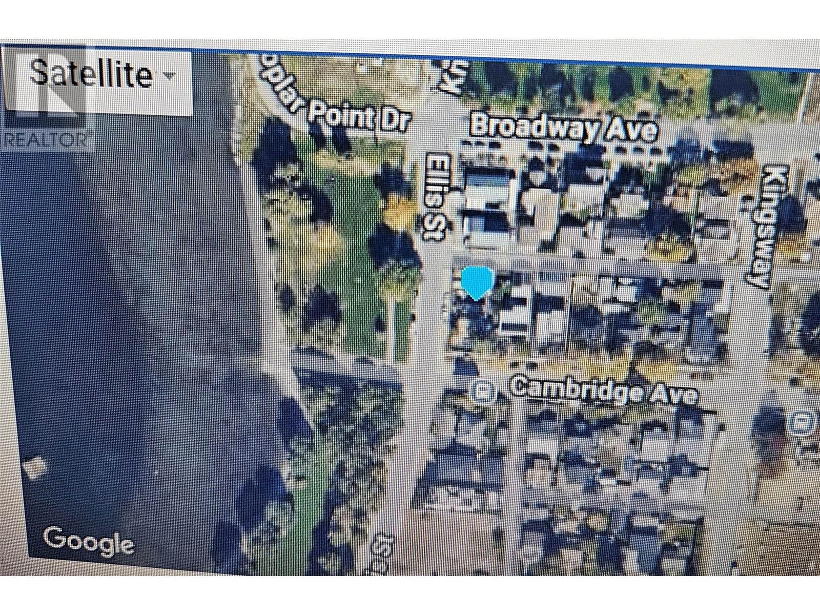 Property Photo: 512 Cambridge Avenue BC V1Y 7M3