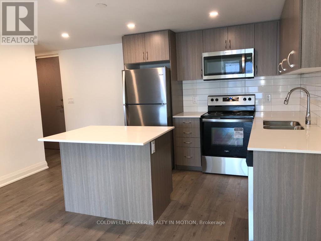 Property Photo: 58 Lakeside Terrace 212 ON L4M 0J5