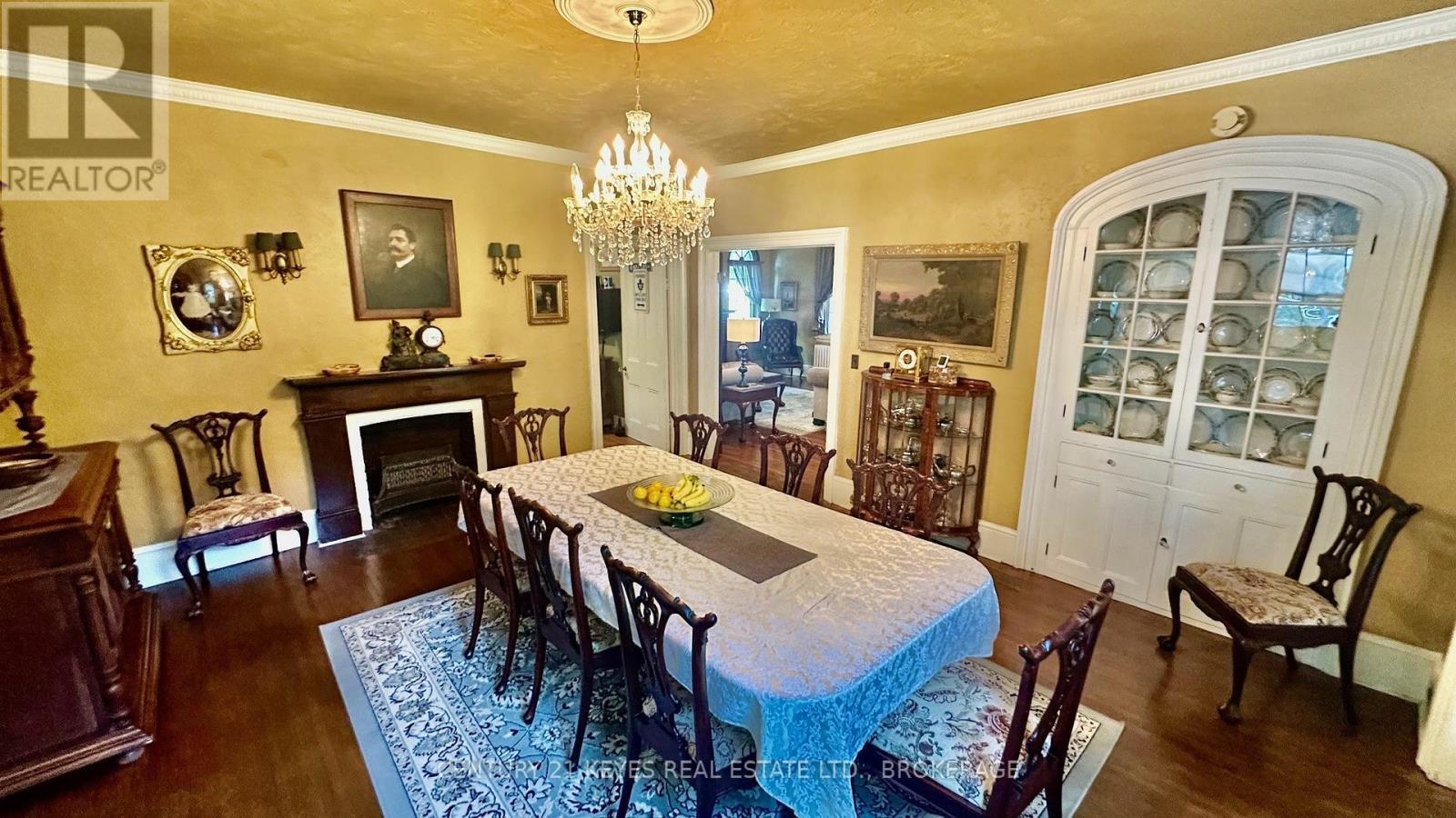 Property Photo: 223 King Street West ON K7G 2G7