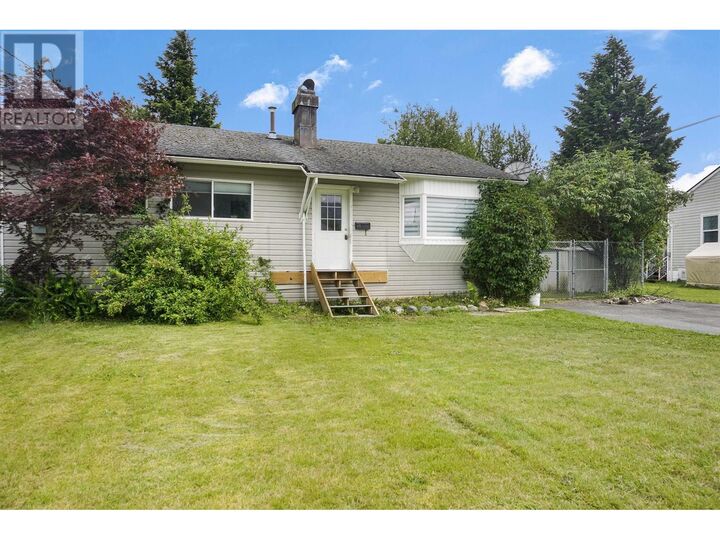 Property Photo:  78 Lillooet Crescent  BC V8C 1Z8 