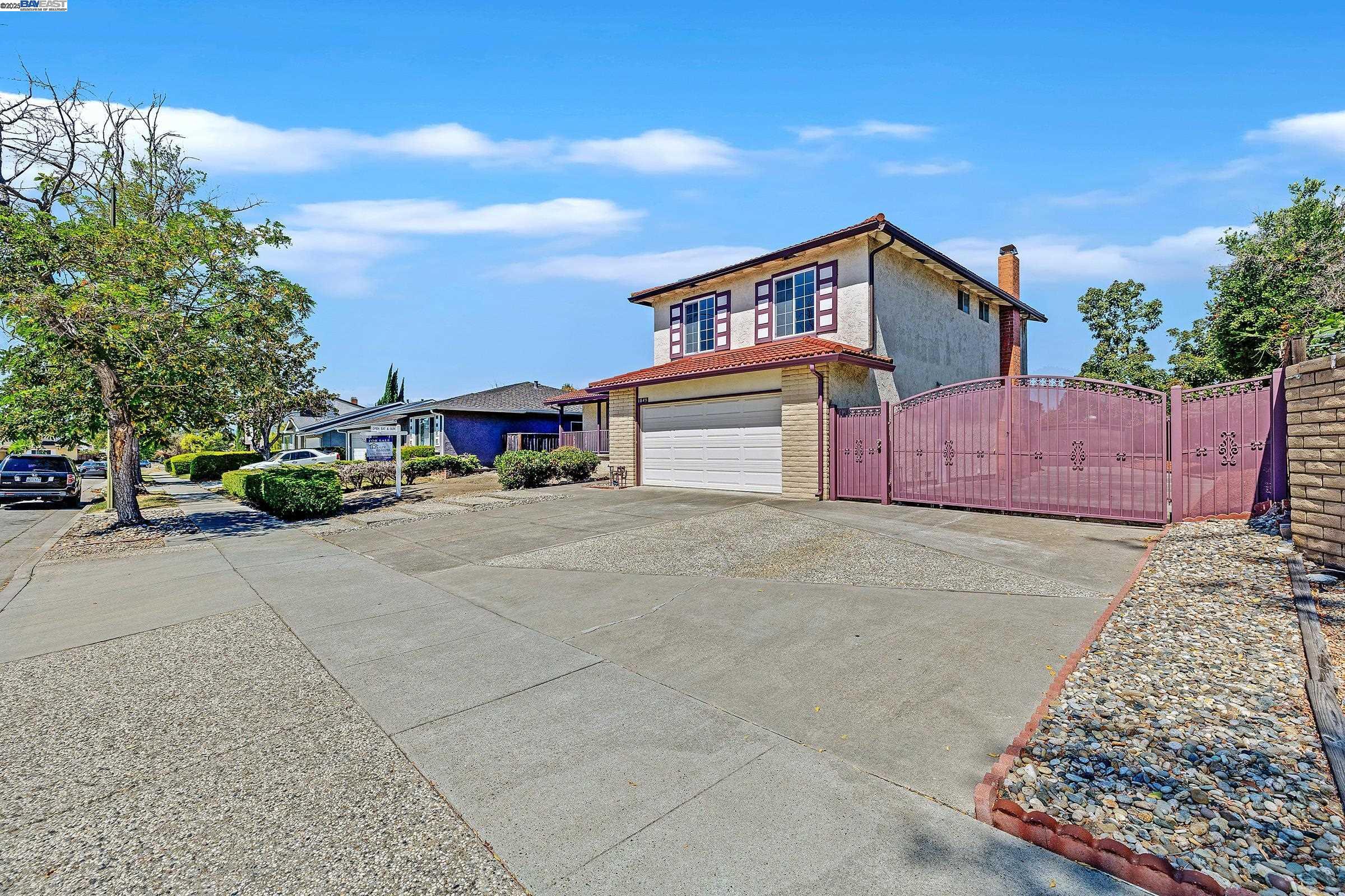 Property Photo: 1849 Springsong Dr CA 95131