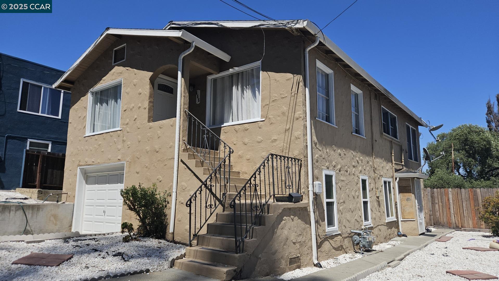 Property Photo: 655 Garretson Ave CA 94572