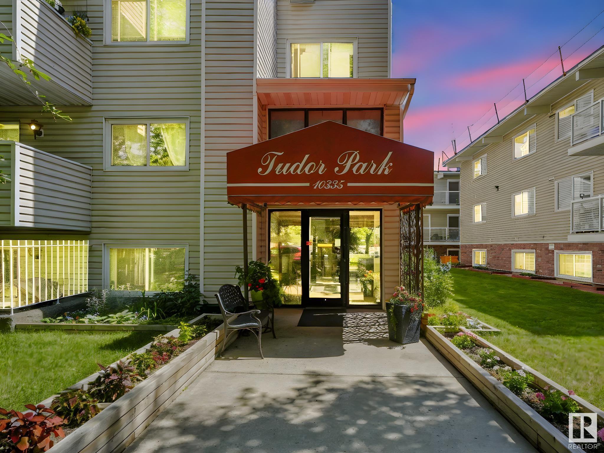 Property Photo: 10335 118 Street NW 402 AB T5K 1Y6